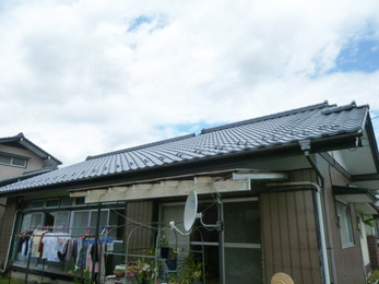 小山市 H様邸 屋根葺き替えリフォーム事例
